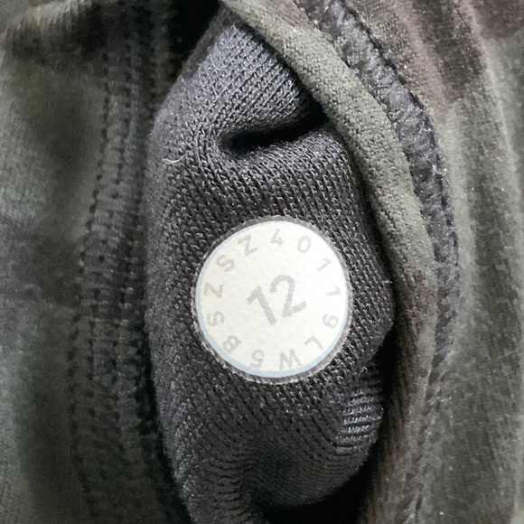 Lululemon Align Camo Full Length 28” Incognito Gator Green Size 12 - Picture 15 of 16